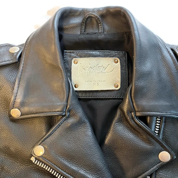 Understated Leather Easy Rider Jacket - Picture 2 of 8
